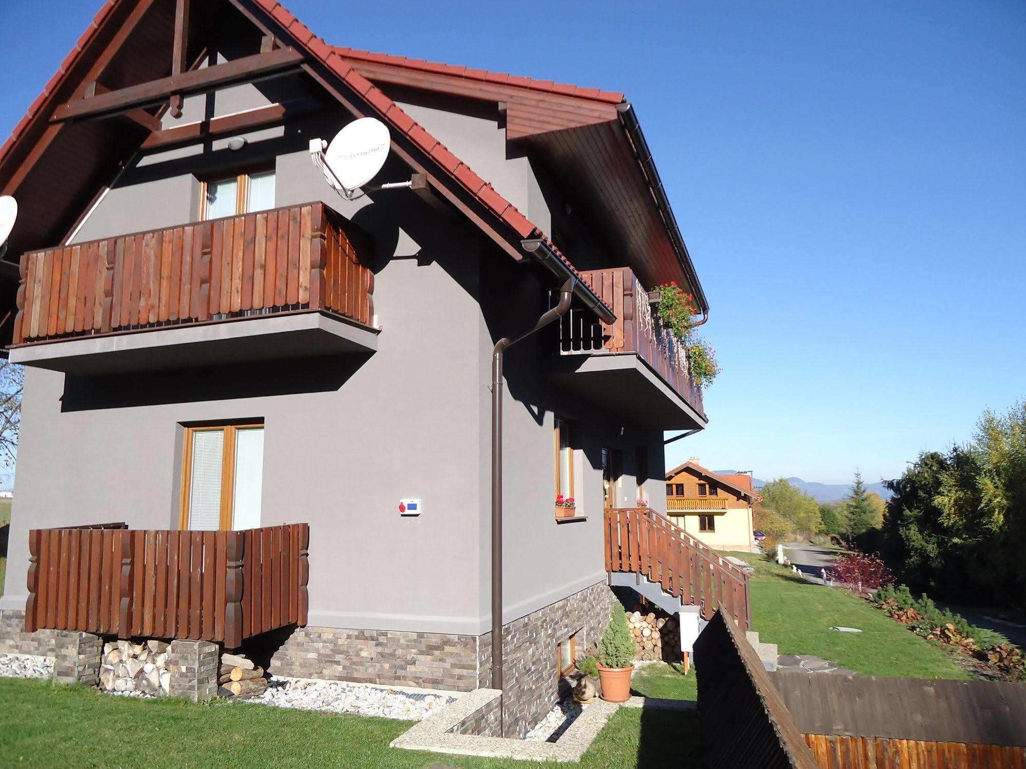Apartmány Lipka Pavčina Lehota Exterior foto